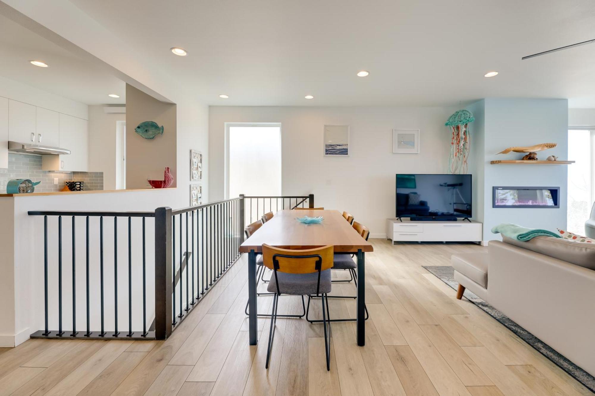Scenic Depoe Bay Townhome With Deck Less Than 1 Mi To Parks! エクステリア 写真