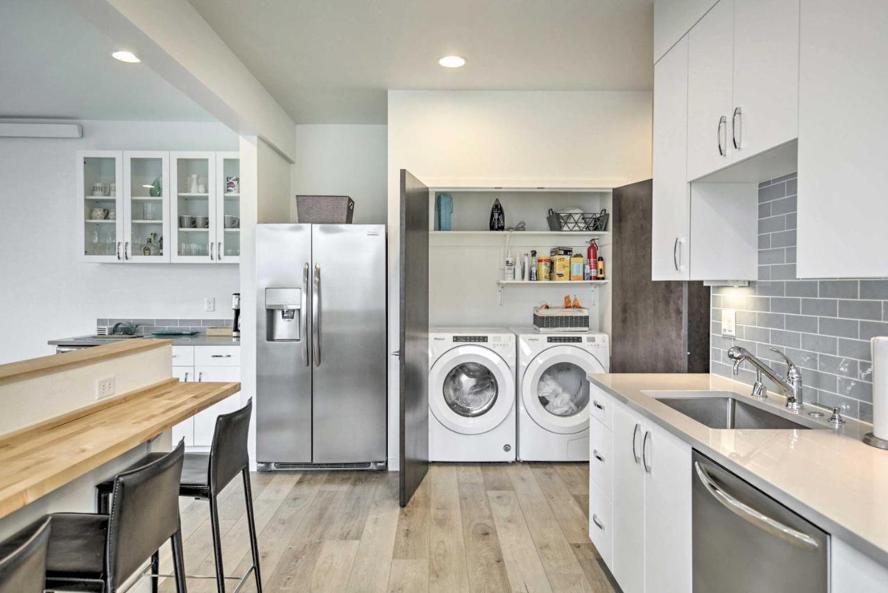 Scenic Depoe Bay Townhome With Deck Less Than 1 Mi To Parks! エクステリア 写真